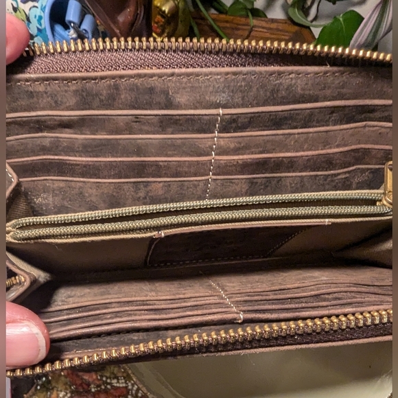 NWT Firenze Bella Amelia Wallet - Picture 3 of 11